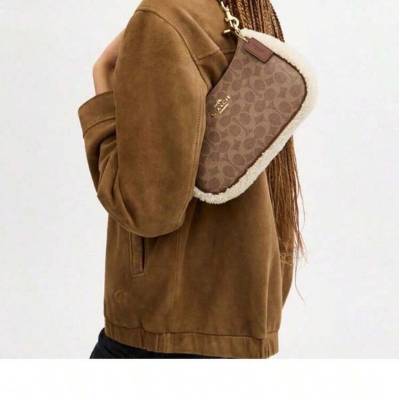 Coach Tan and Cream Shoulder Bag - Picture 2 of 4